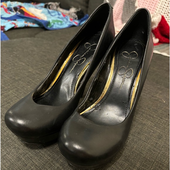 Jessica Simpson black heels - Picture 2 of 4